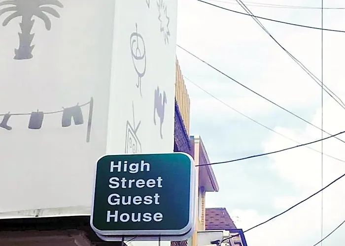 High Street 2* Seoel